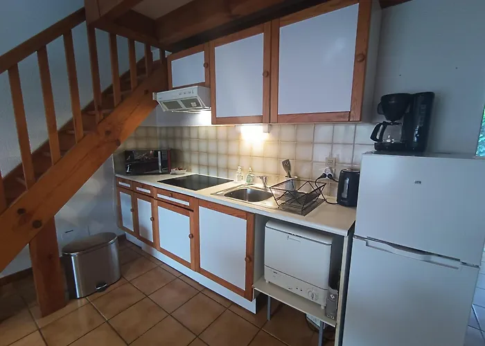 Maison A 800m De La Classee 1 Etoile Nyaraló